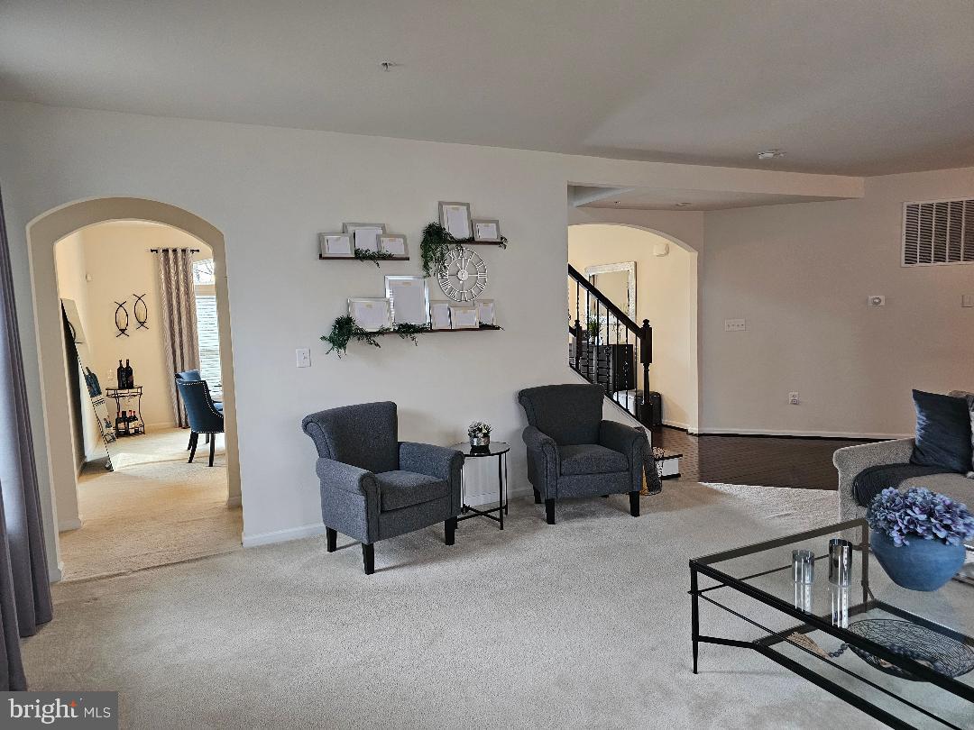 OAK CREEK CLUB - Residential