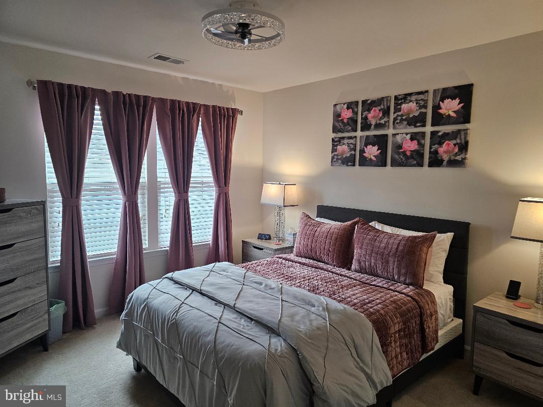 OAK CREEK CLUB - Residential