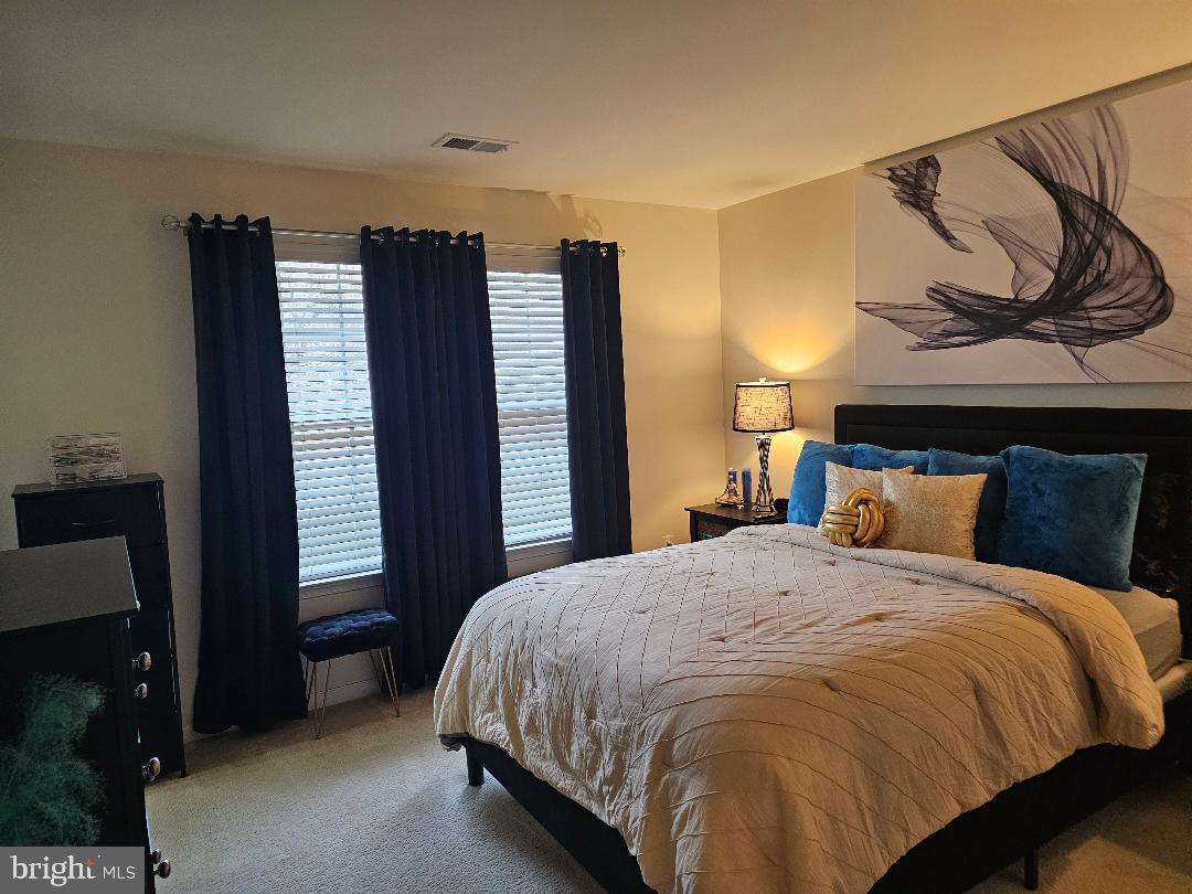 OAK CREEK CLUB - Residential