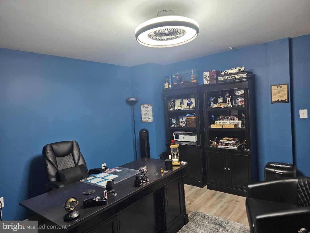 OAK CREEK CLUB - Residential