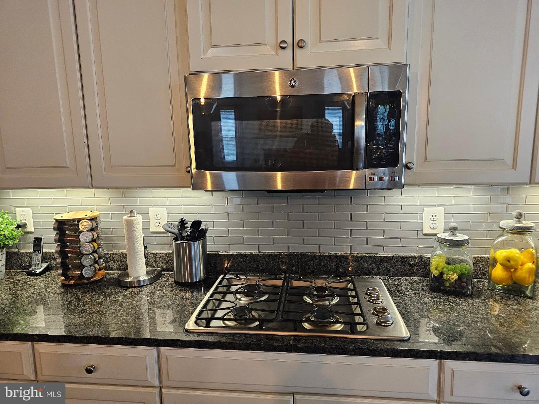 OAK CREEK CLUB - Residential