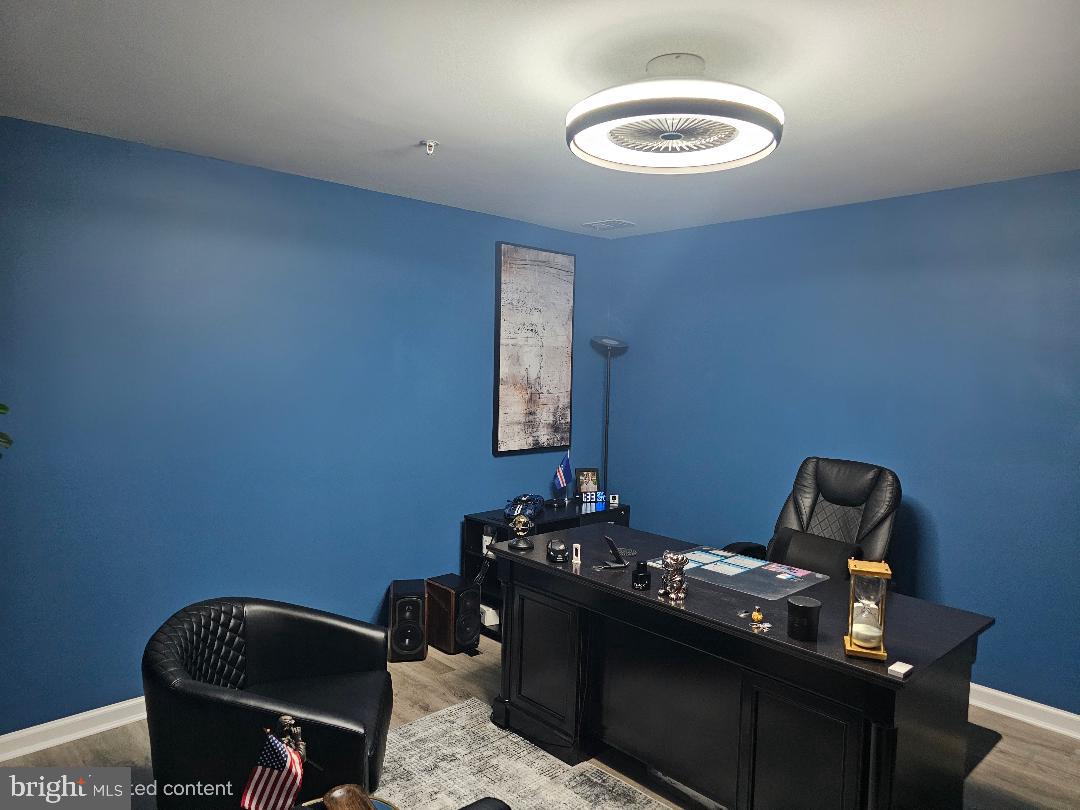 OAK CREEK CLUB - Residential