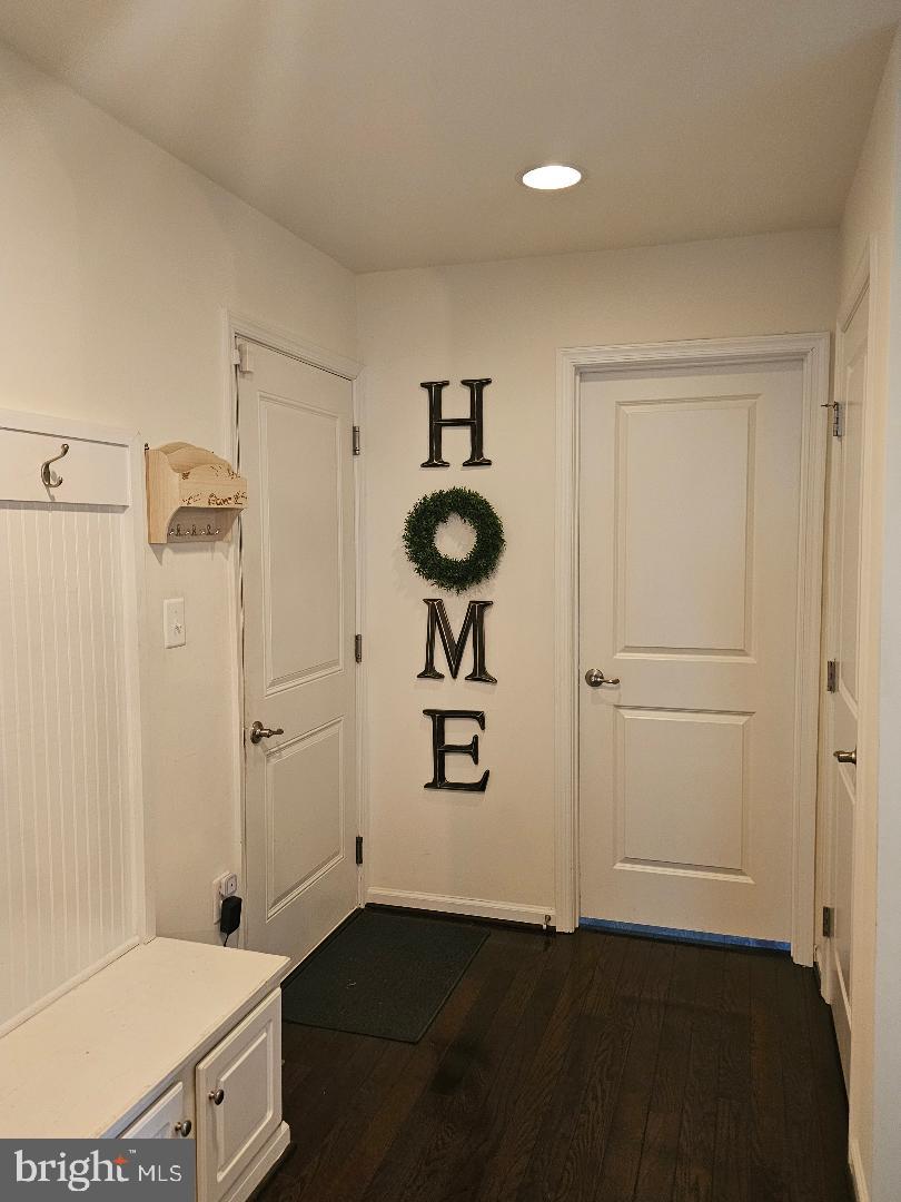 OAK CREEK CLUB - Residential