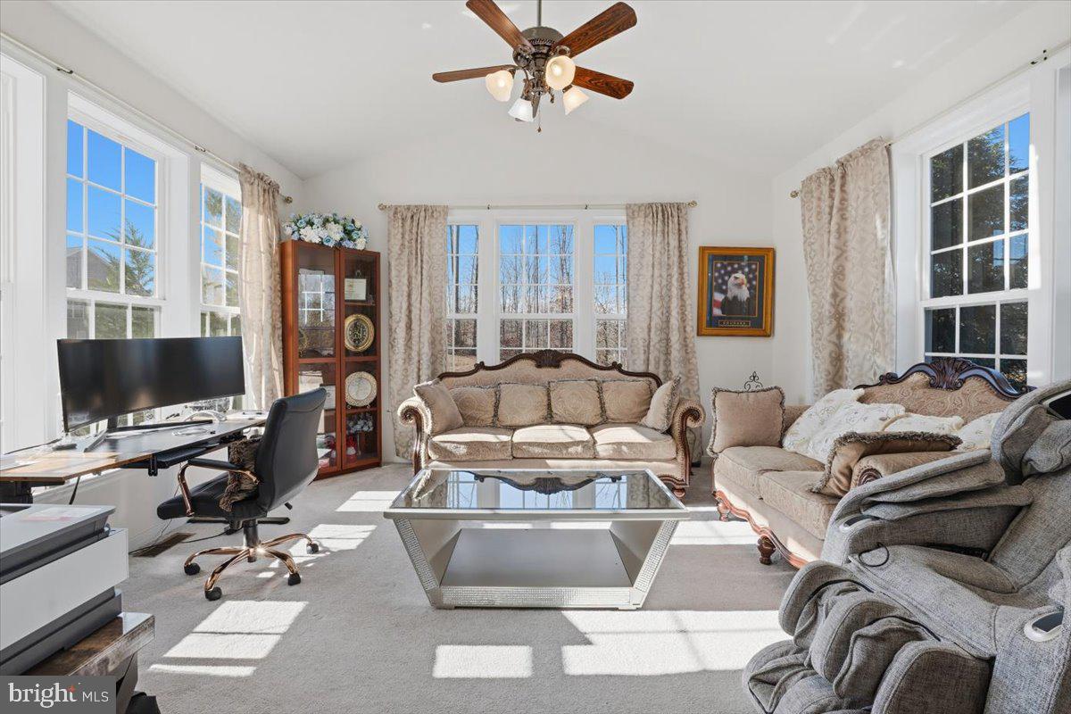 AUGUSTINE AT THE GLENS - Residential