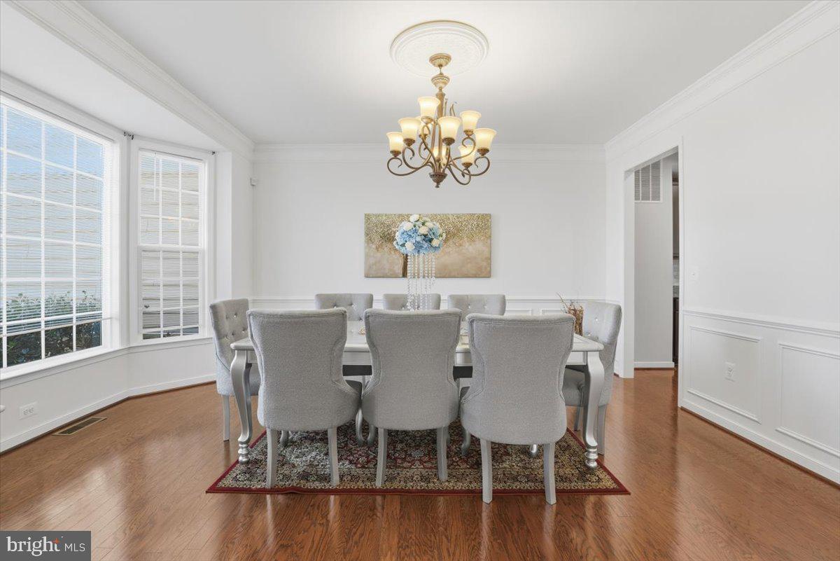 AUGUSTINE AT THE GLENS - Residential