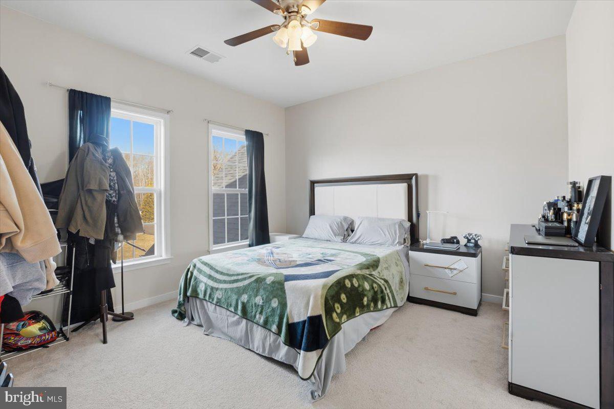 AUGUSTINE AT THE GLENS - Residential