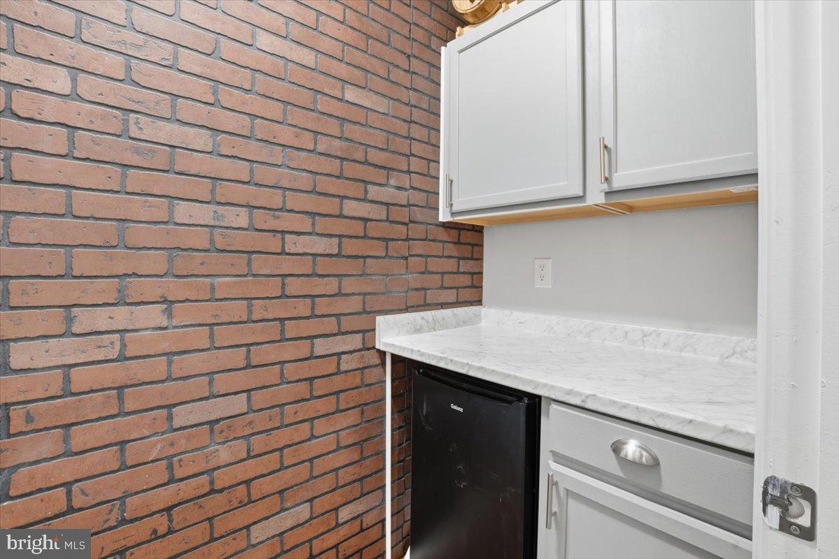 AUGUSTINE AT THE GLENS - Residential