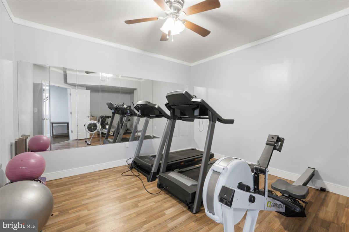 AUGUSTINE AT THE GLENS - Residential