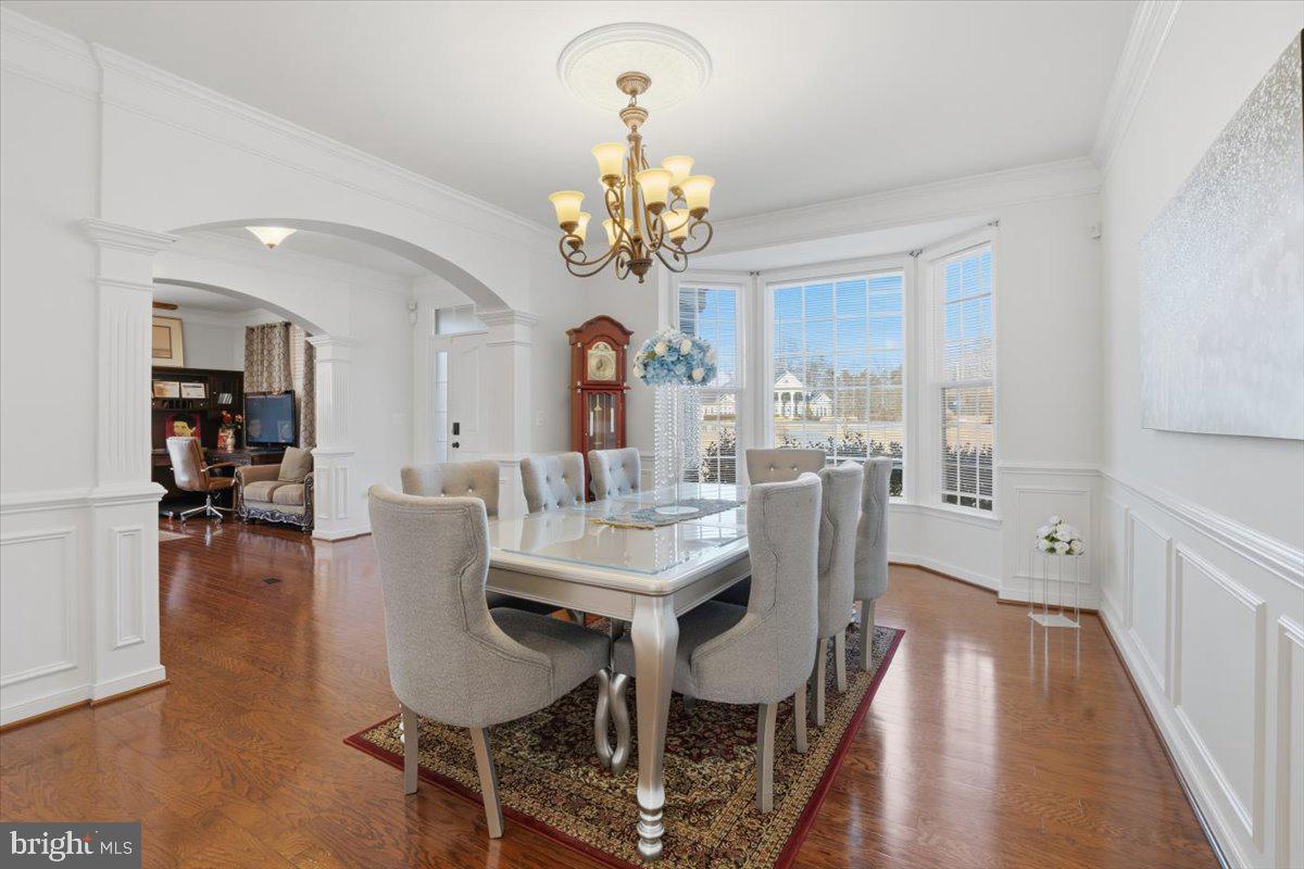 AUGUSTINE AT THE GLENS - Residential