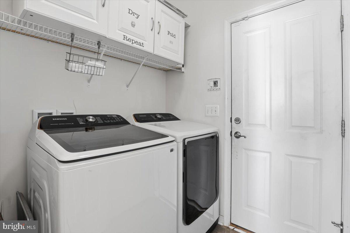 AUGUSTINE AT THE GLENS - Residential