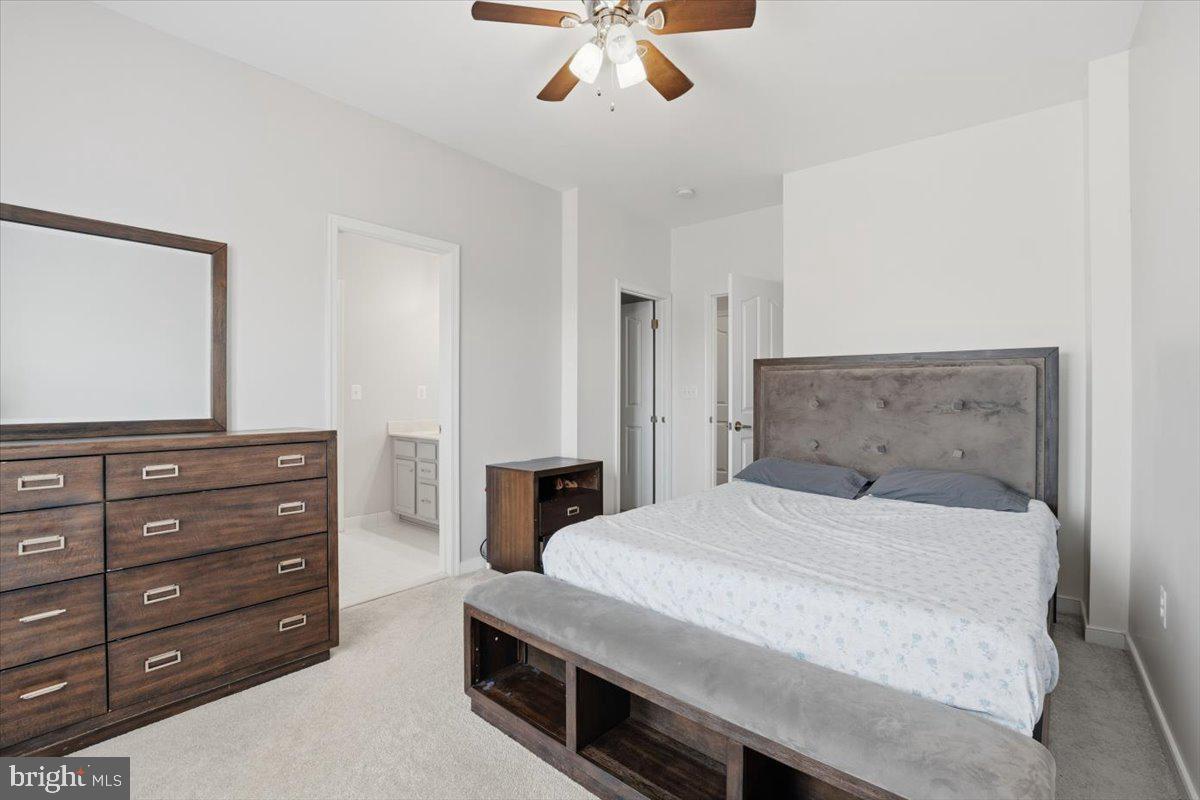 AUGUSTINE AT THE GLENS - Residential