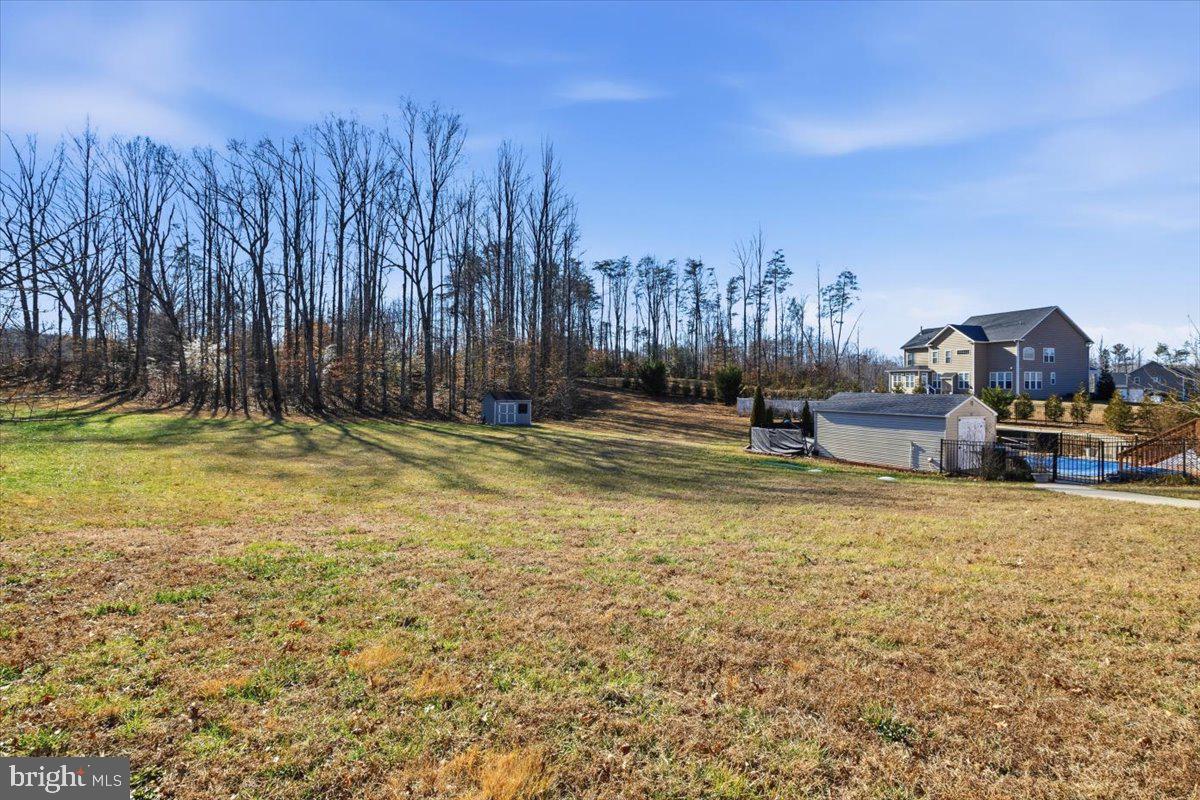 AUGUSTINE AT THE GLENS - Residential