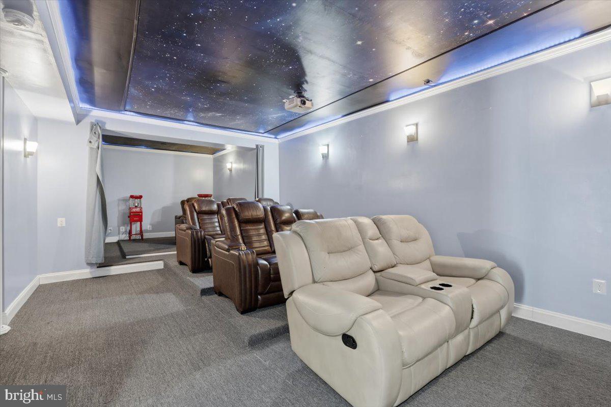 AUGUSTINE AT THE GLENS - Residential