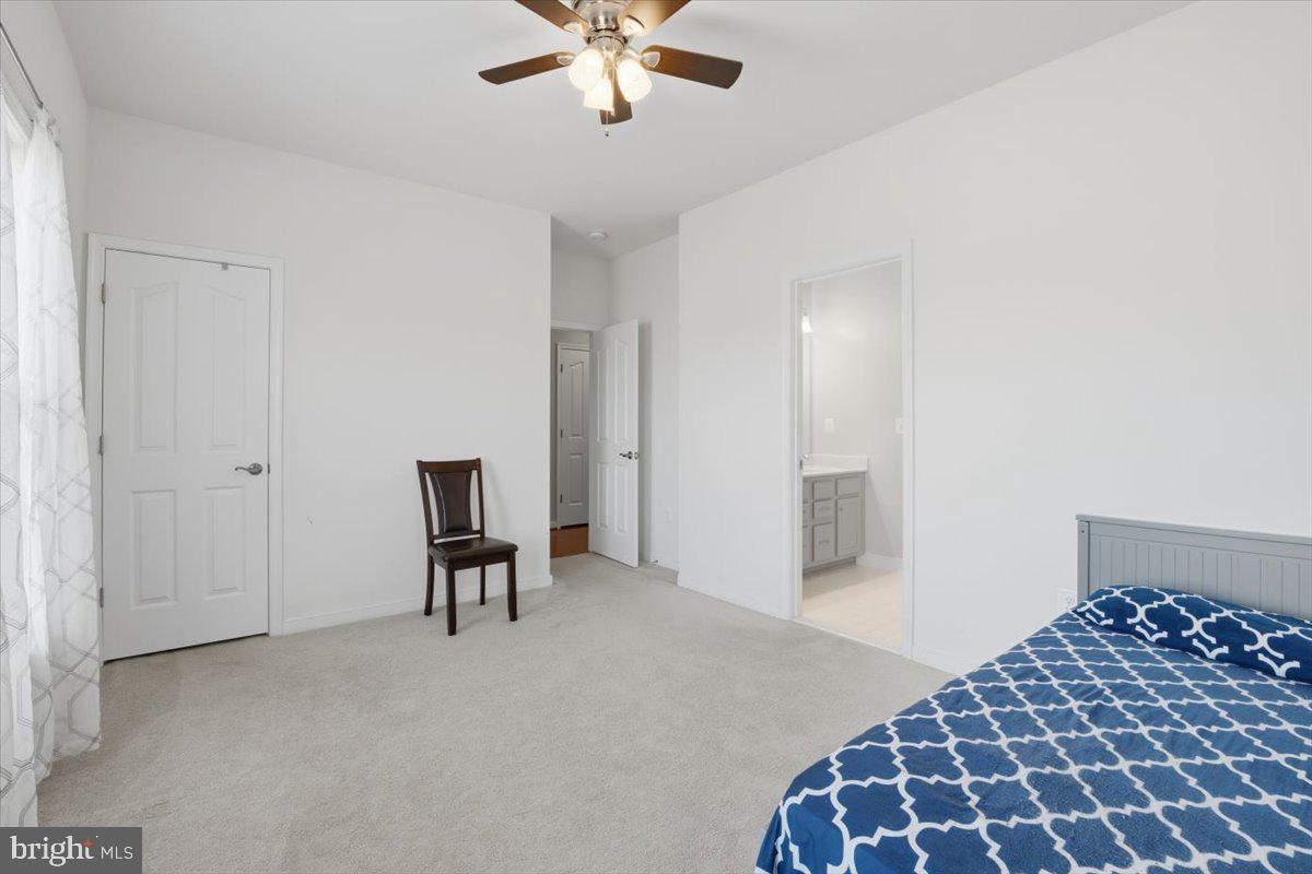 AUGUSTINE AT THE GLENS - Residential