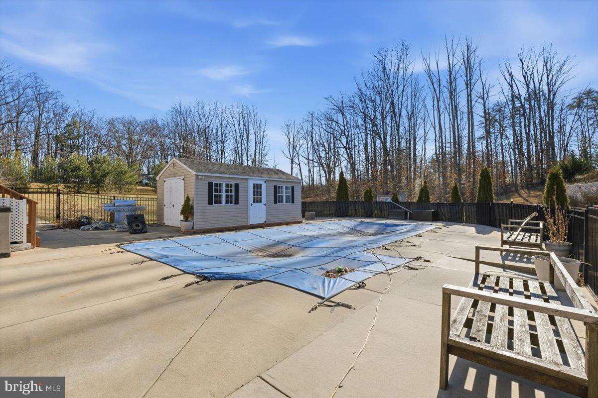 AUGUSTINE AT THE GLENS - Residential