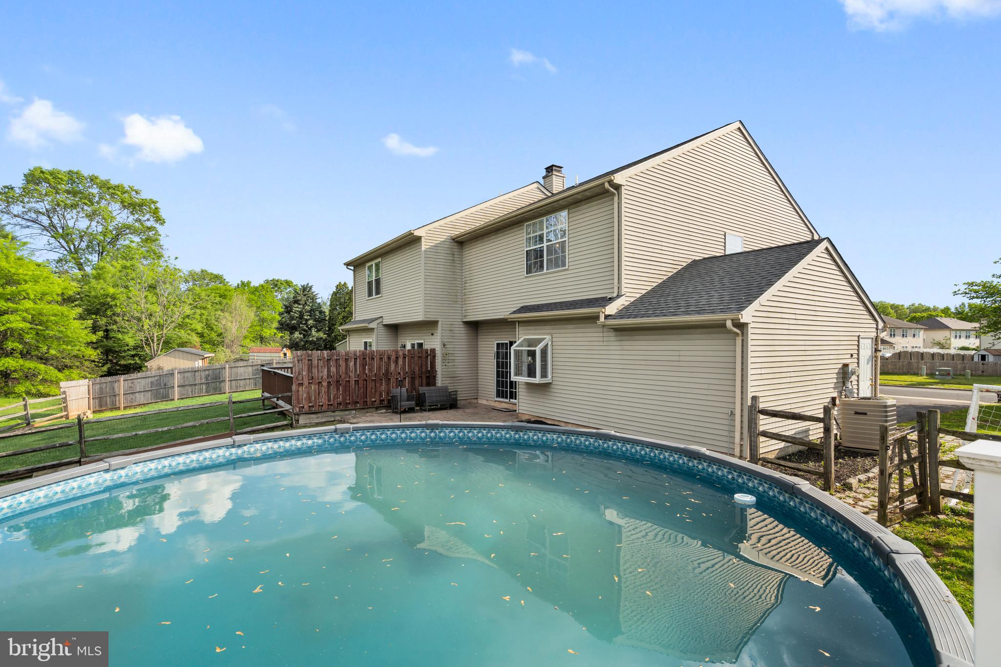 WALNUT BANK FARMS - Residential