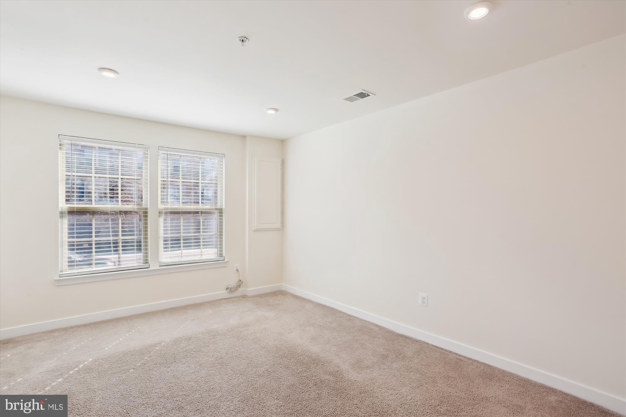 NORBOURNE PARK - Residential