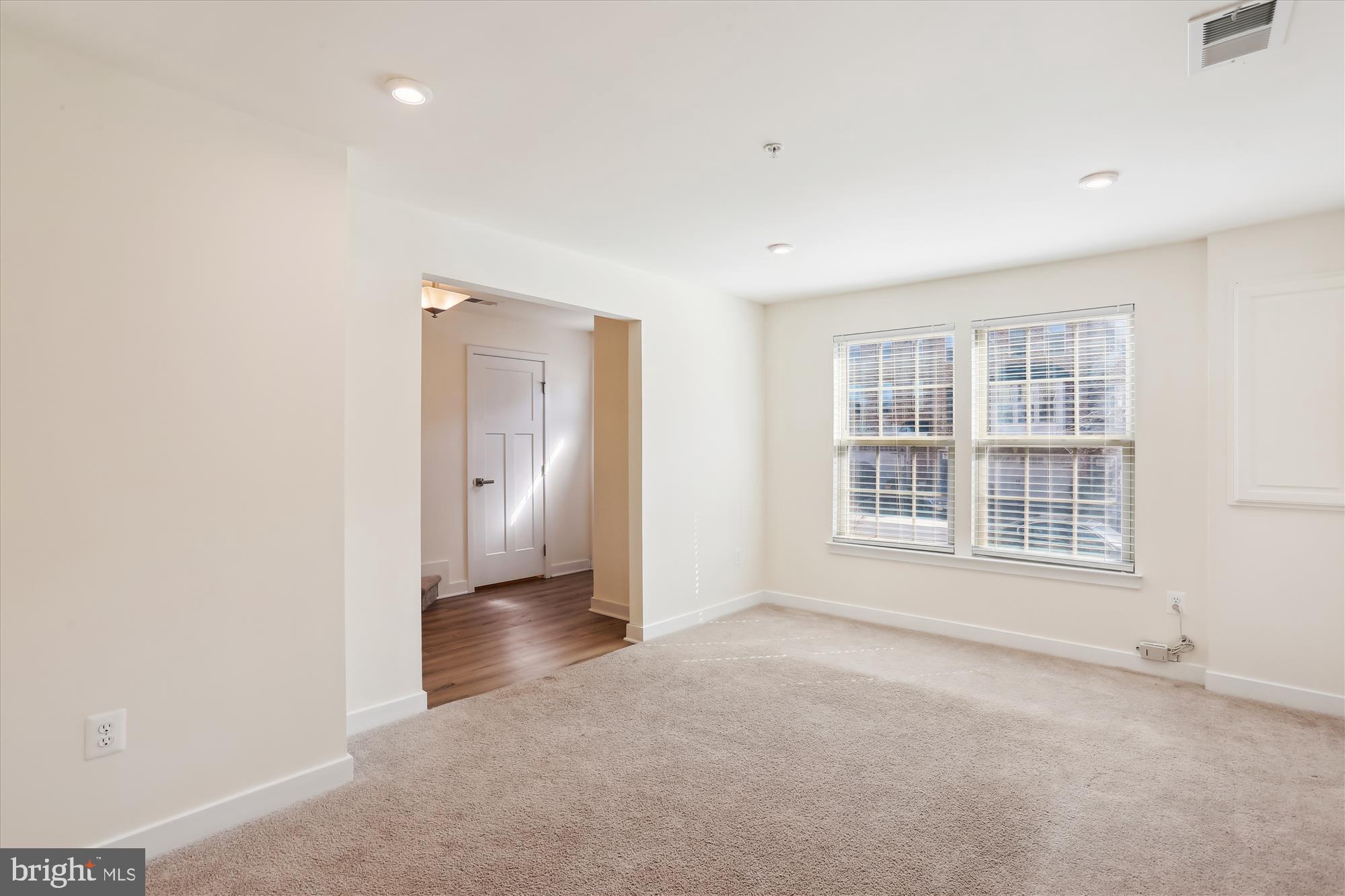 NORBOURNE PARK - Residential