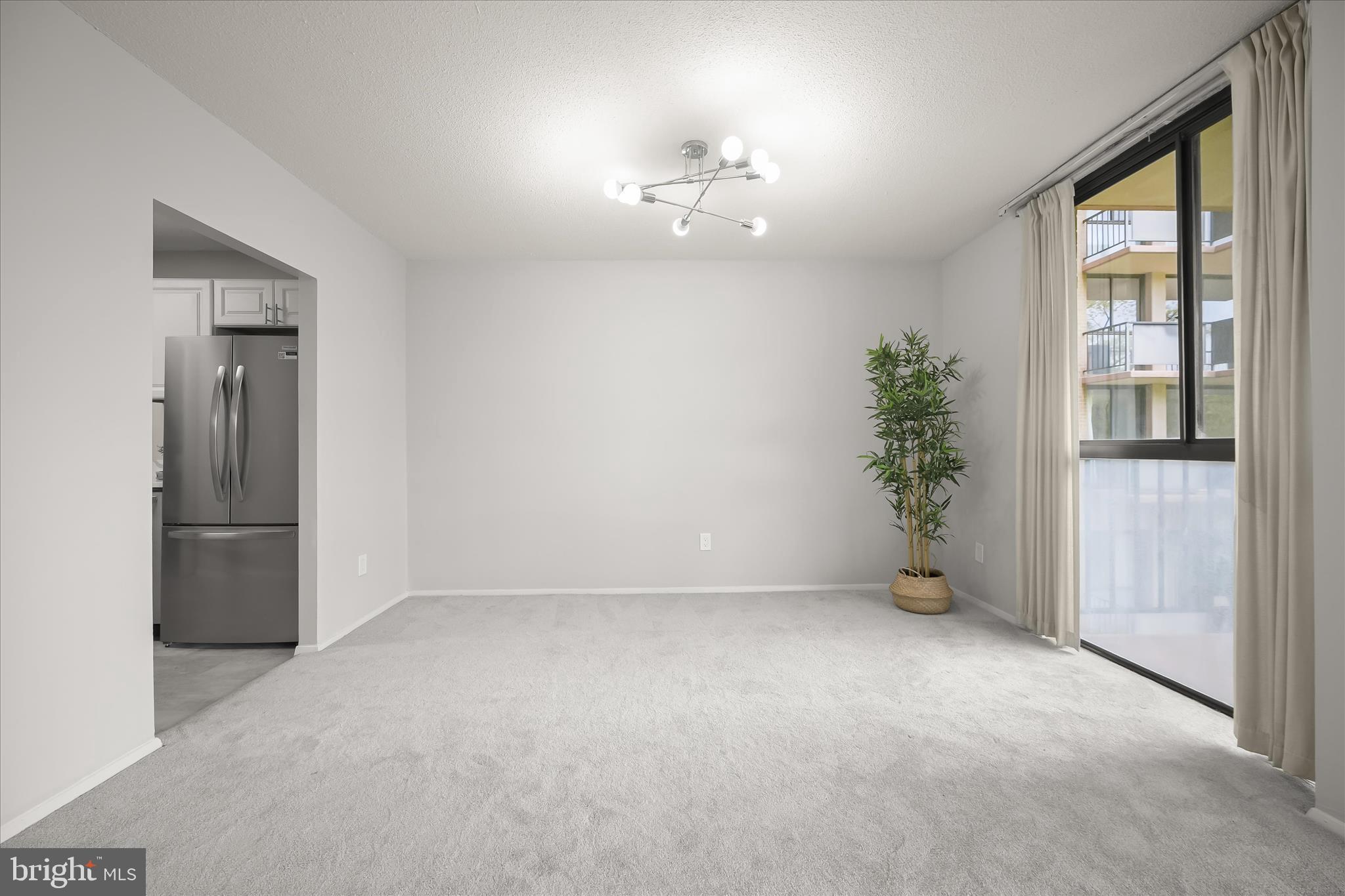 TOWERS IN WESTCHESTER PARK - Residential