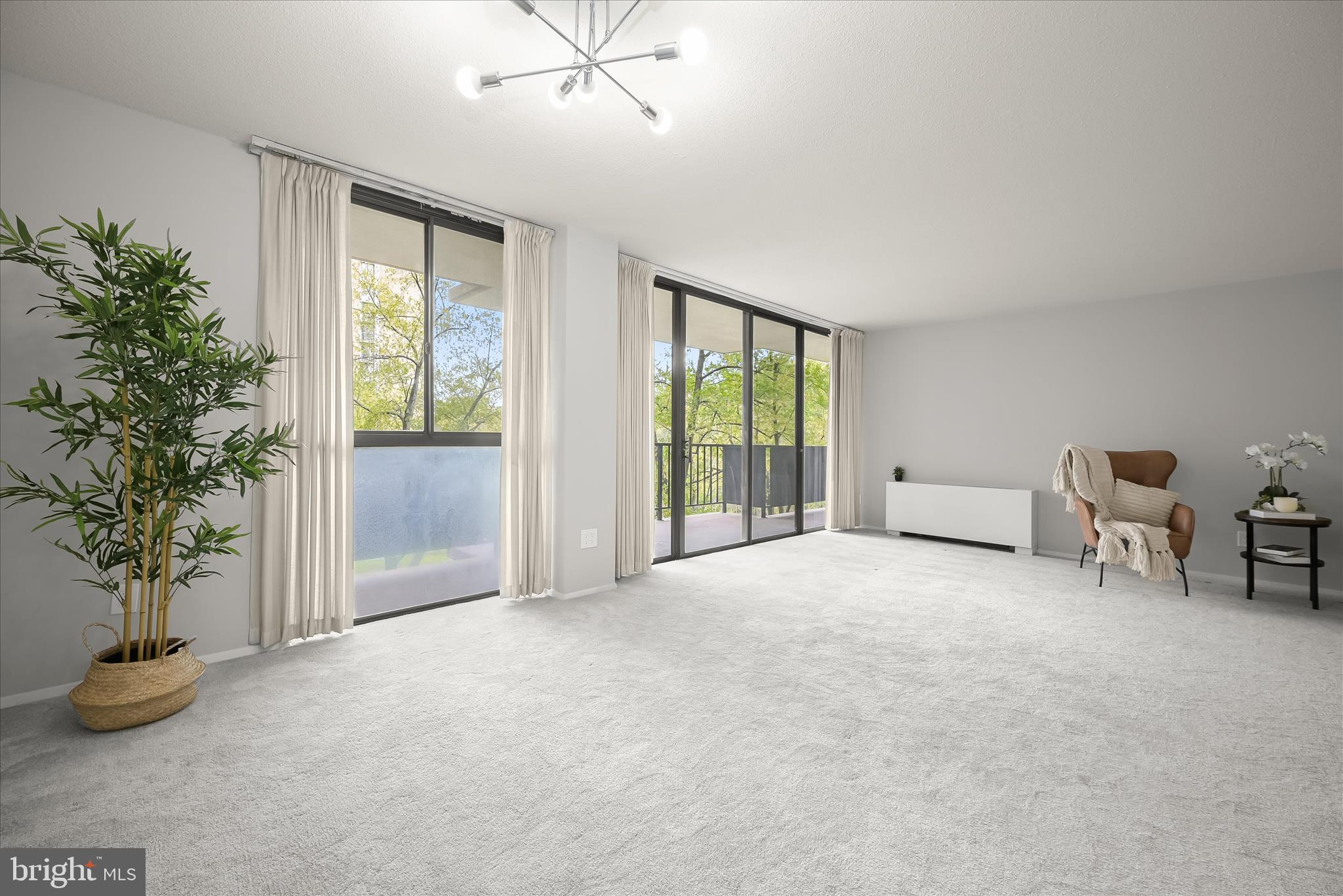 TOWERS IN WESTCHESTER PARK - Residential