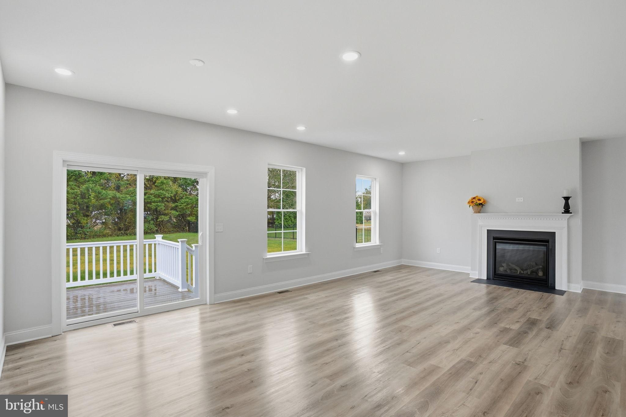 BEACON MEADOWS - Residential