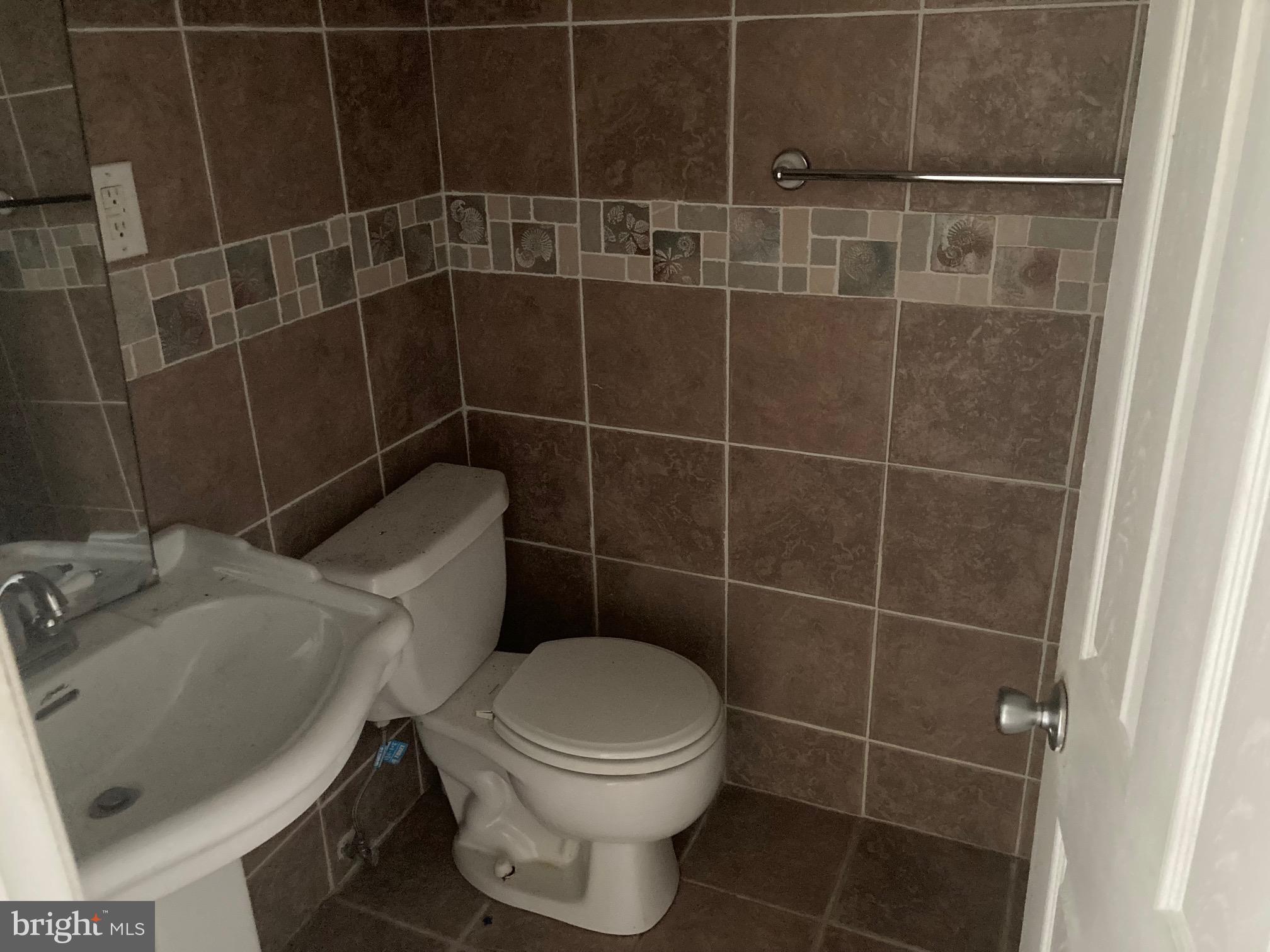 ANDREWS VILLAGE CONDOMIN - Residential