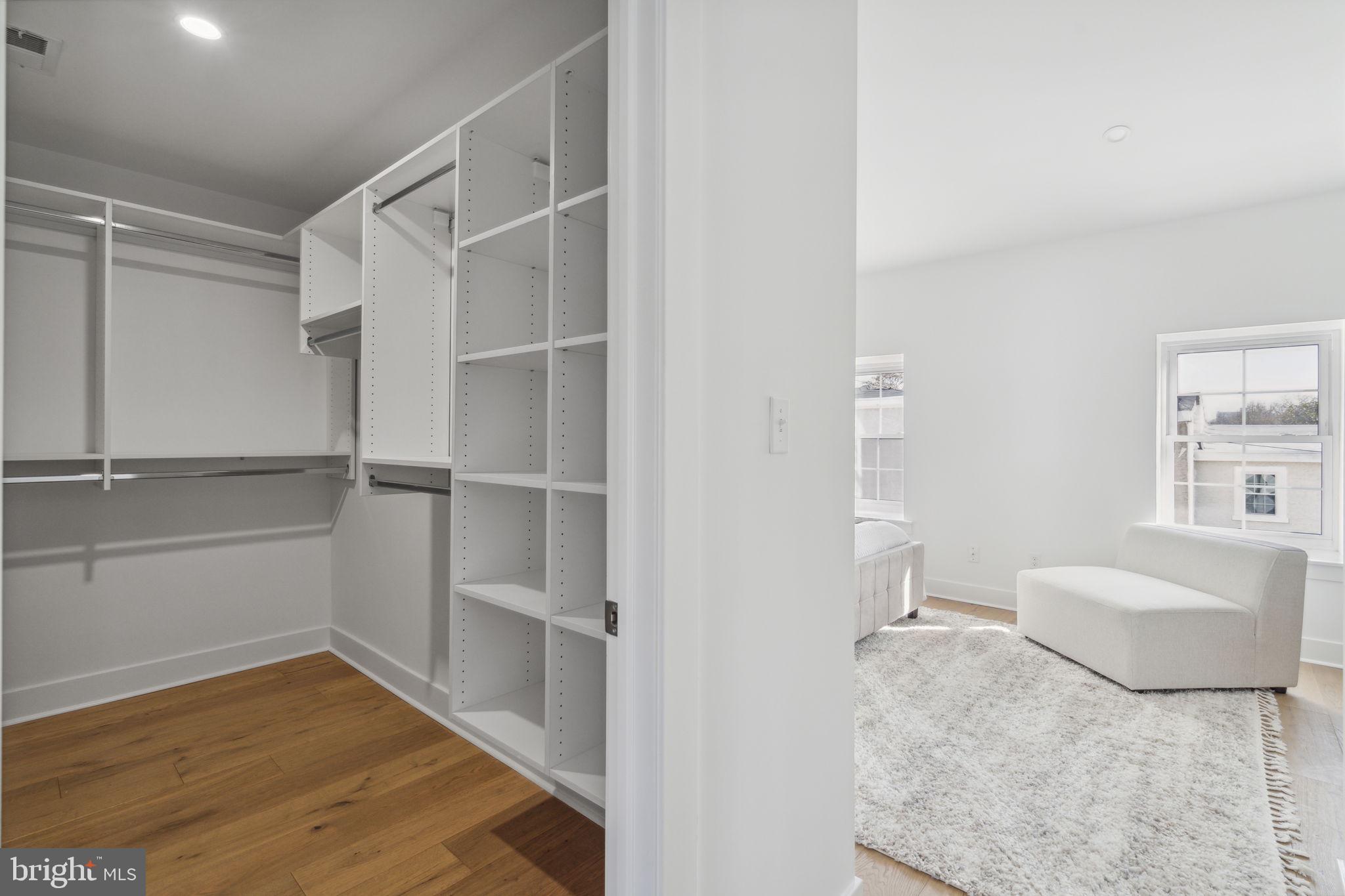 MANAYUNK - Residential