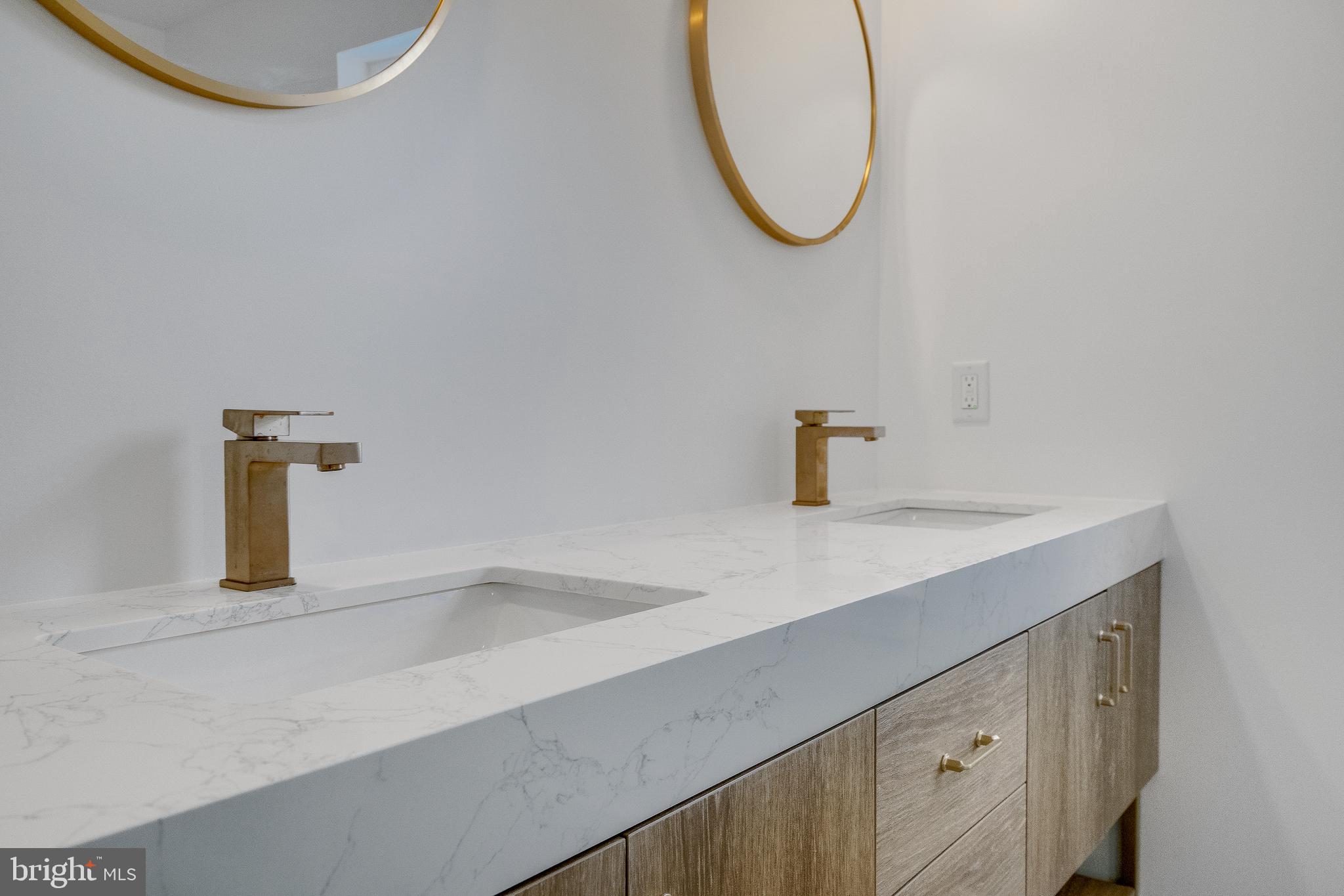 MANAYUNK - Residential