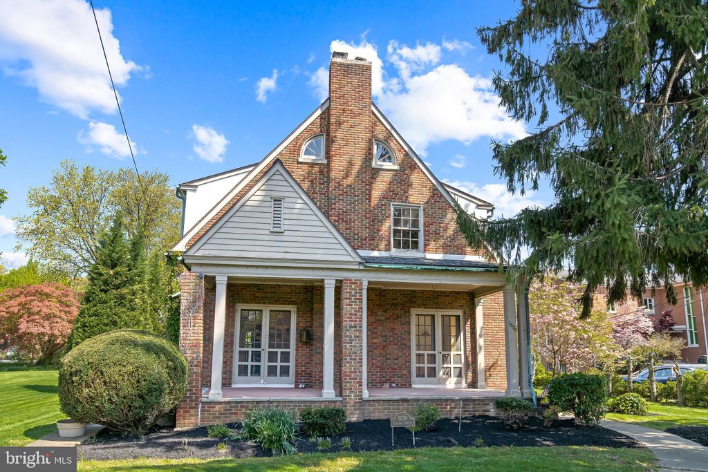 Photo of 1039 COLUMBIA AVE, LANCASTER, PA 17603 (MLS # PALA2033096)