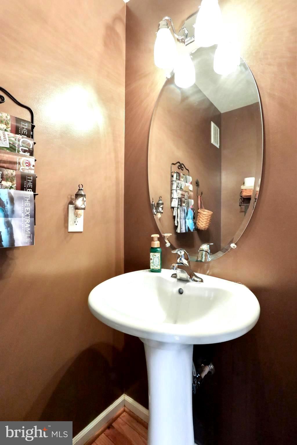 HAPPY CREEK KNOLLS SECTION 2 - Residential