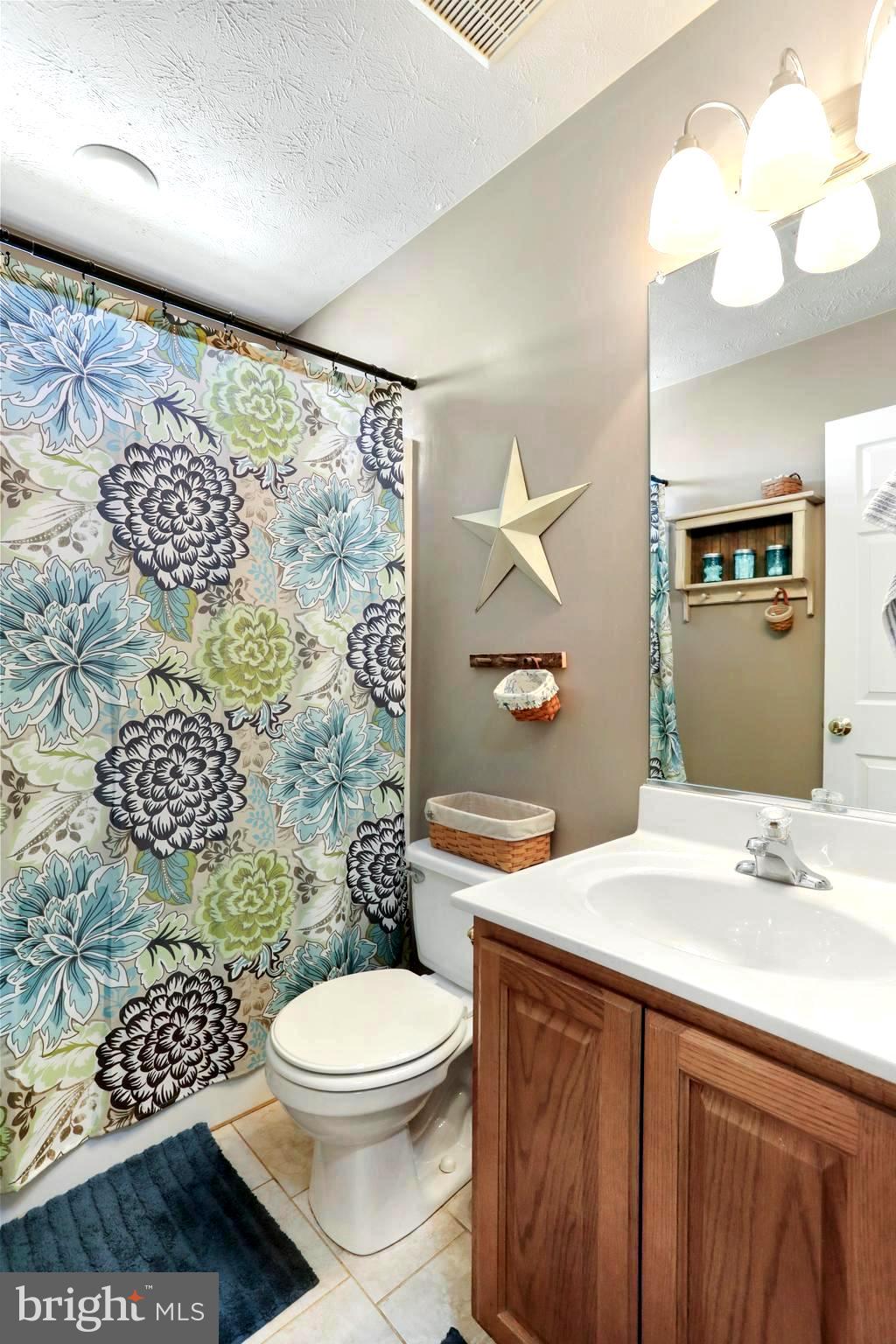 HAPPY CREEK KNOLLS SECTION 2 - Residential