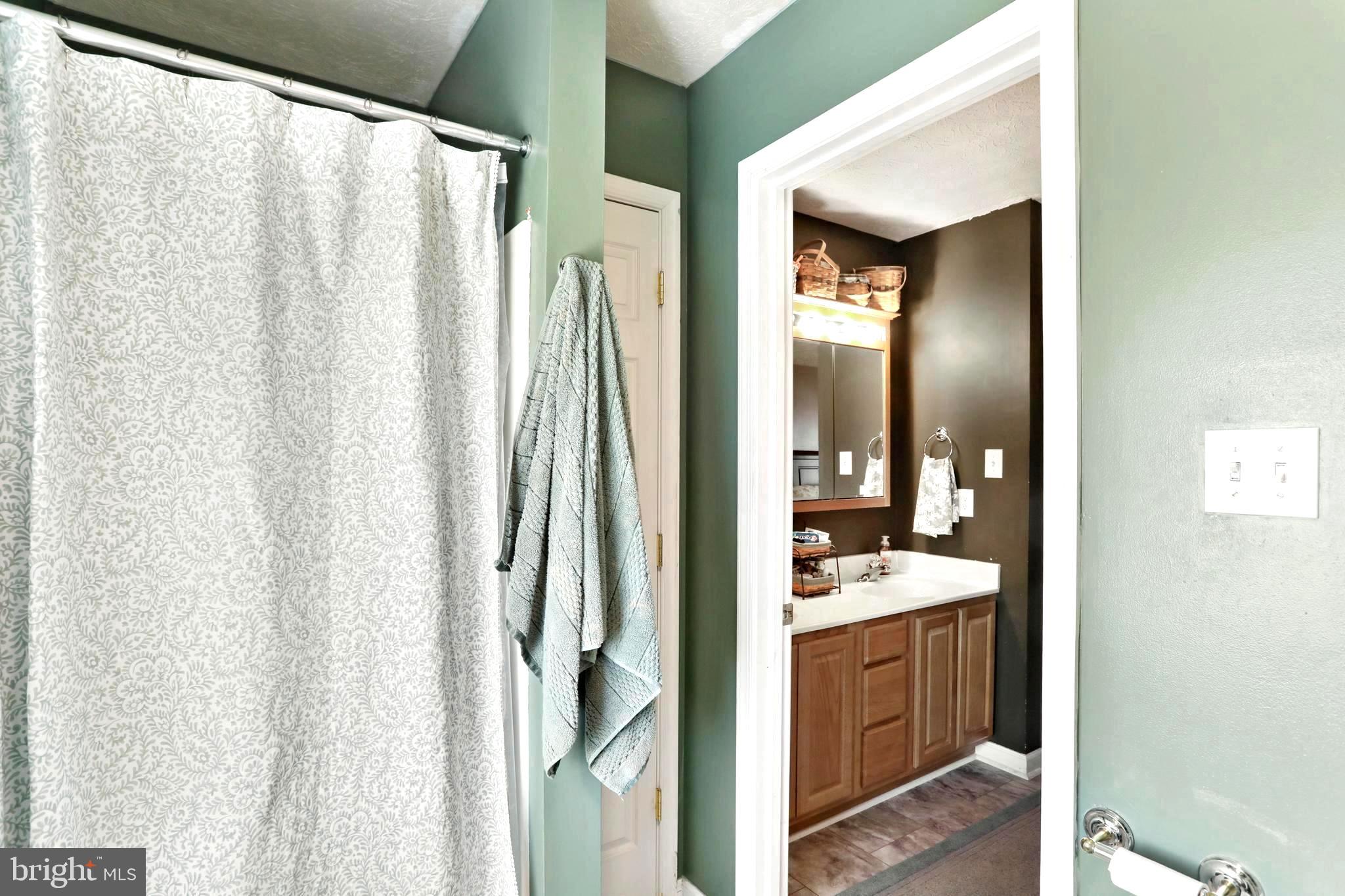 HAPPY CREEK KNOLLS SECTION 2 - Residential