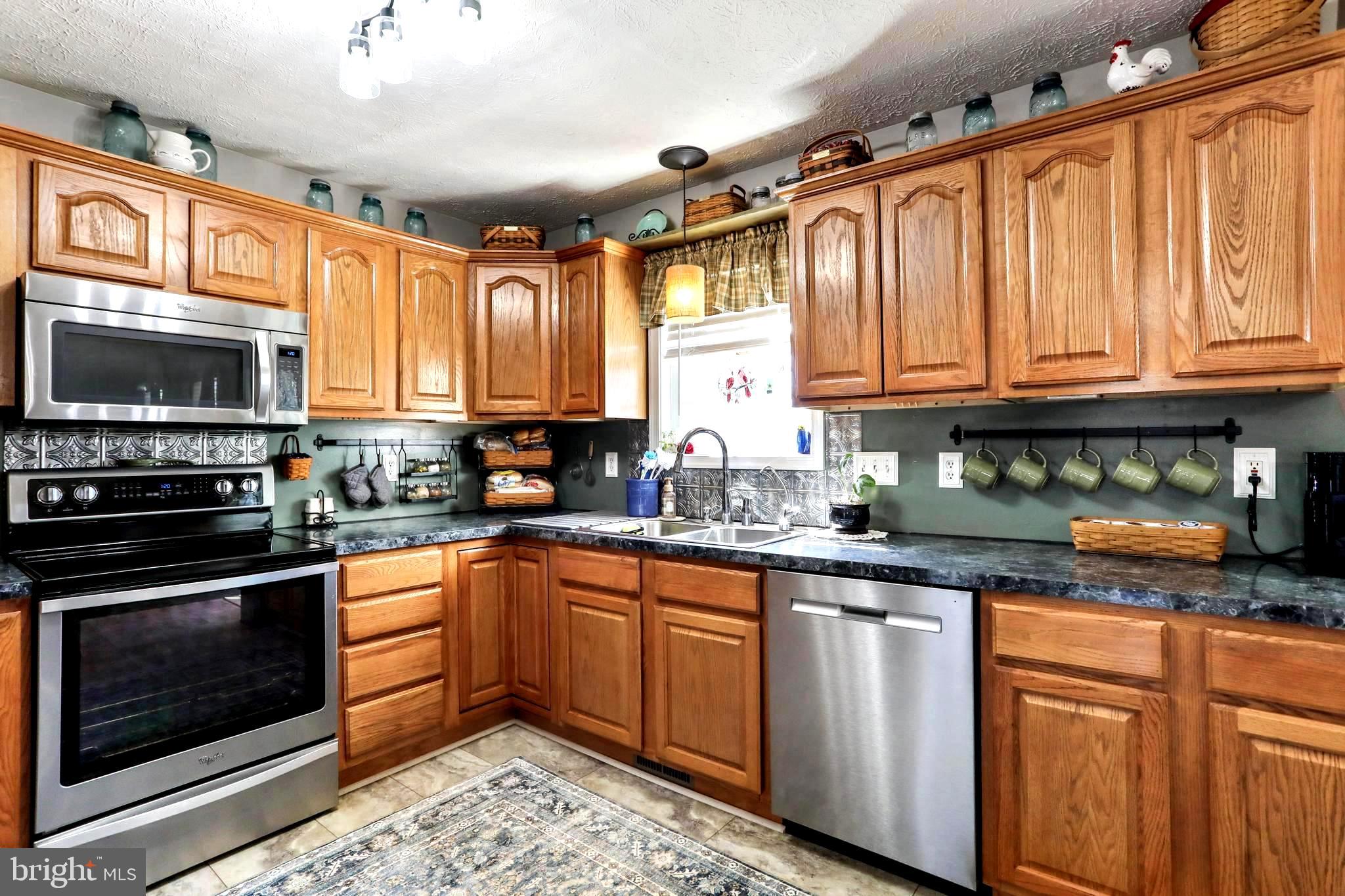 HAPPY CREEK KNOLLS SECTION 2 - Residential