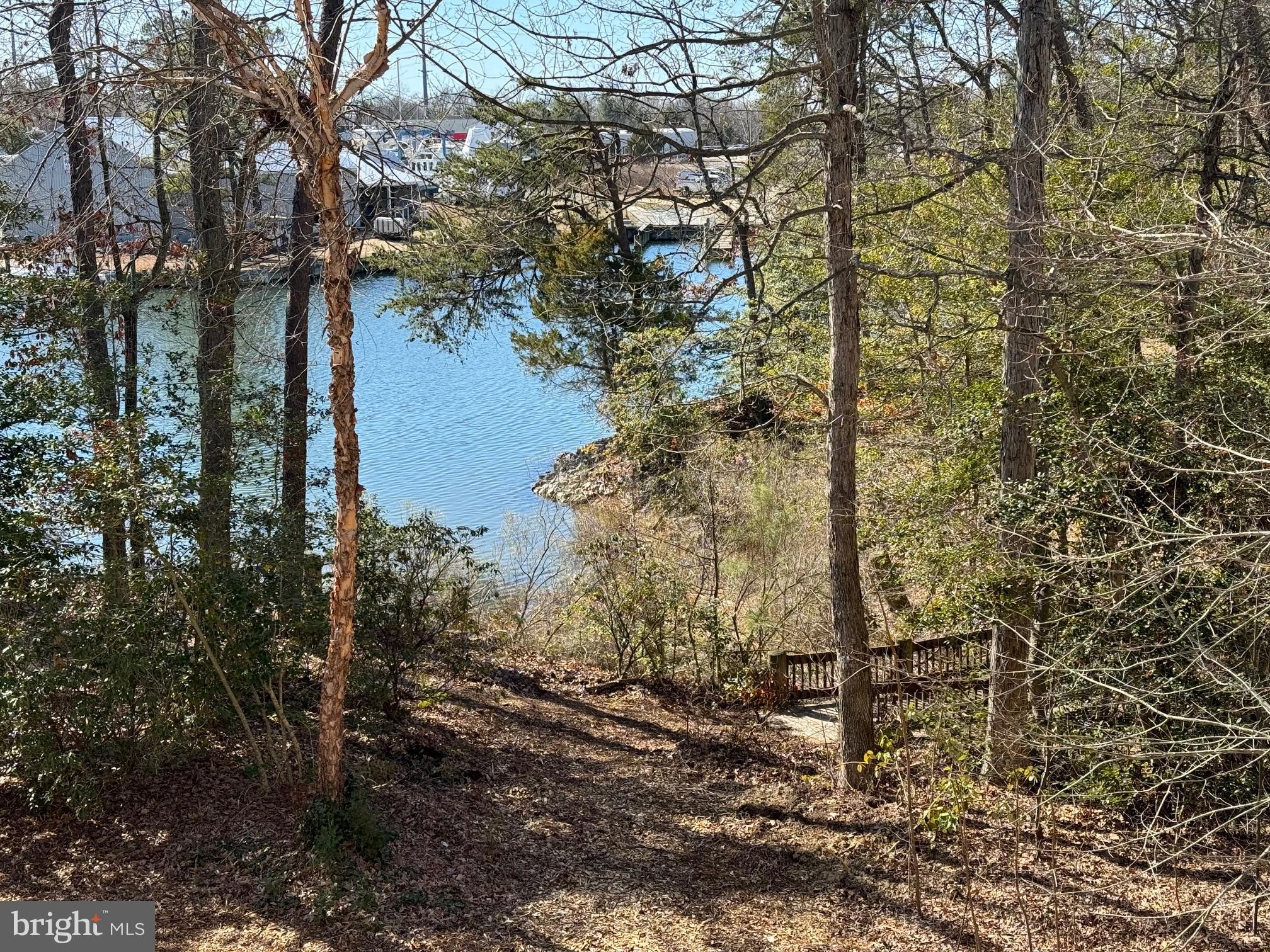 SOLOMONS LANDING - Residential