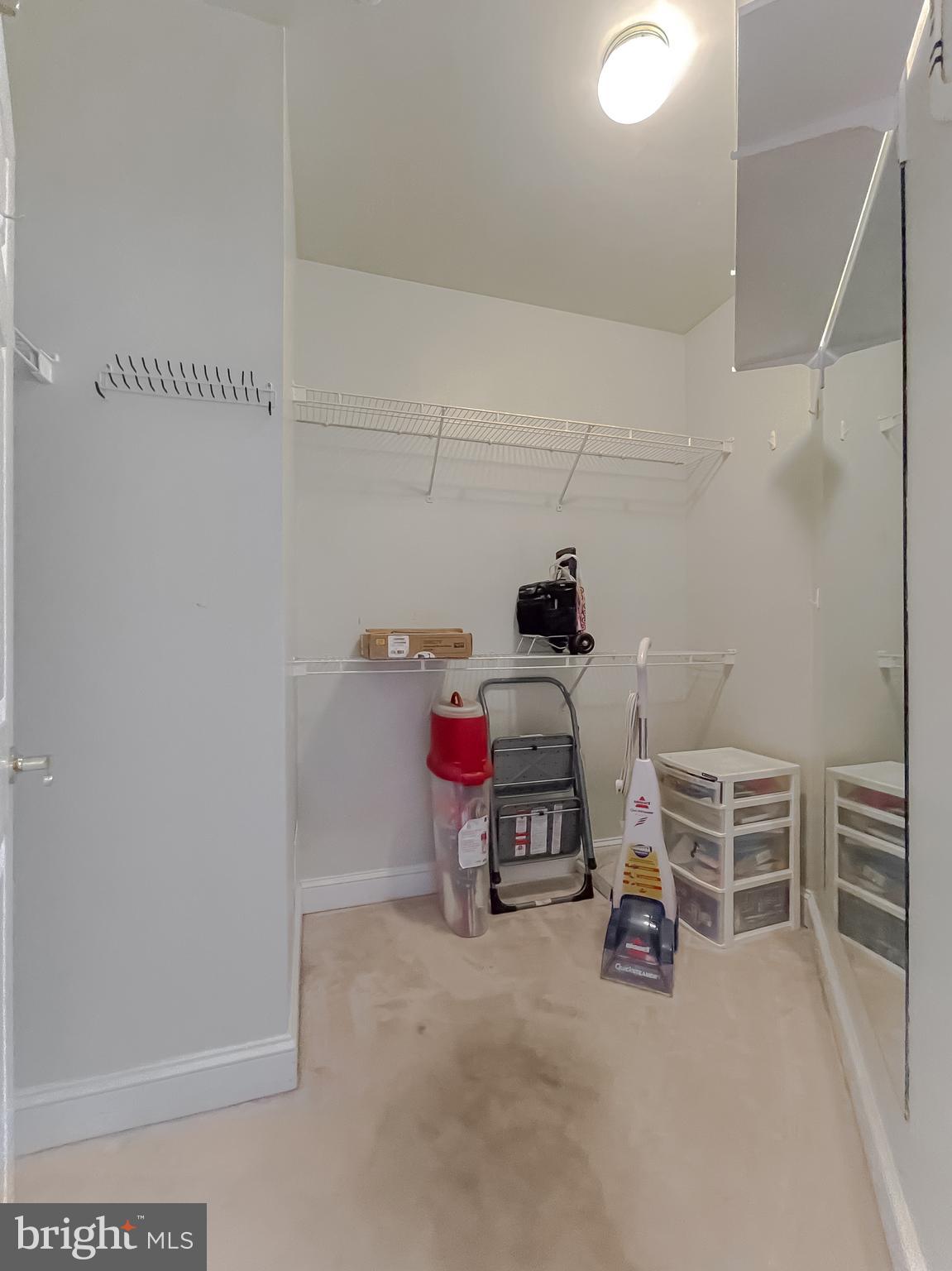 SOLOMONS LANDING - Residential