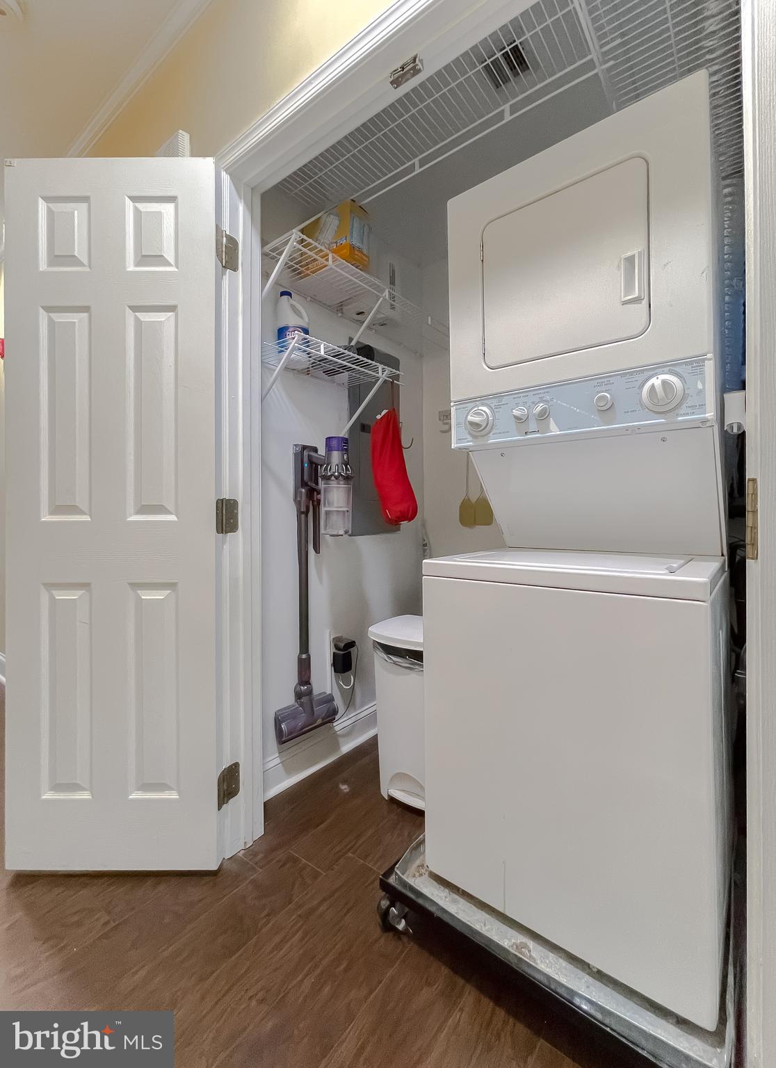 SOLOMONS LANDING - Residential