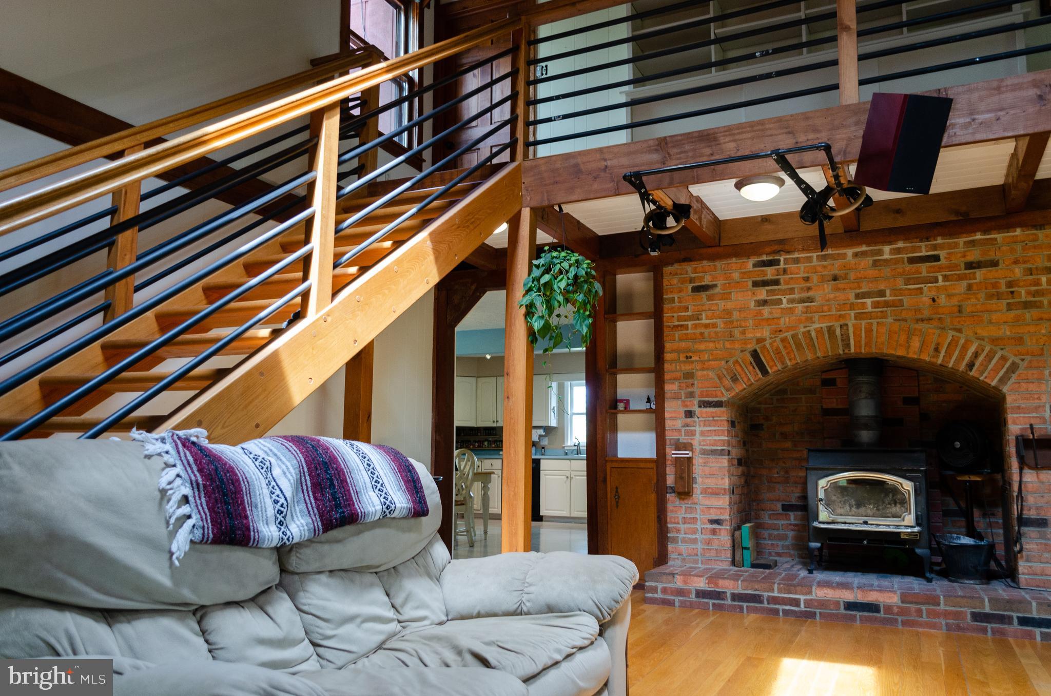 DUNDRIDGE FARM - Residential Lease