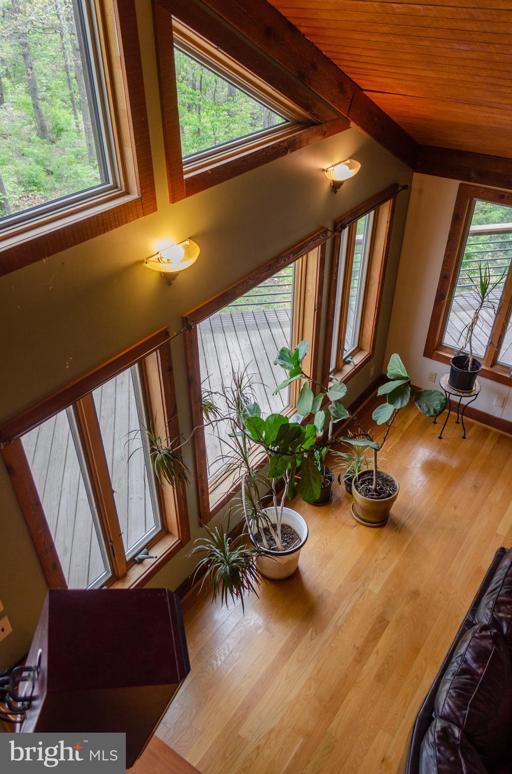 DUNDRIDGE FARM - Residential Lease