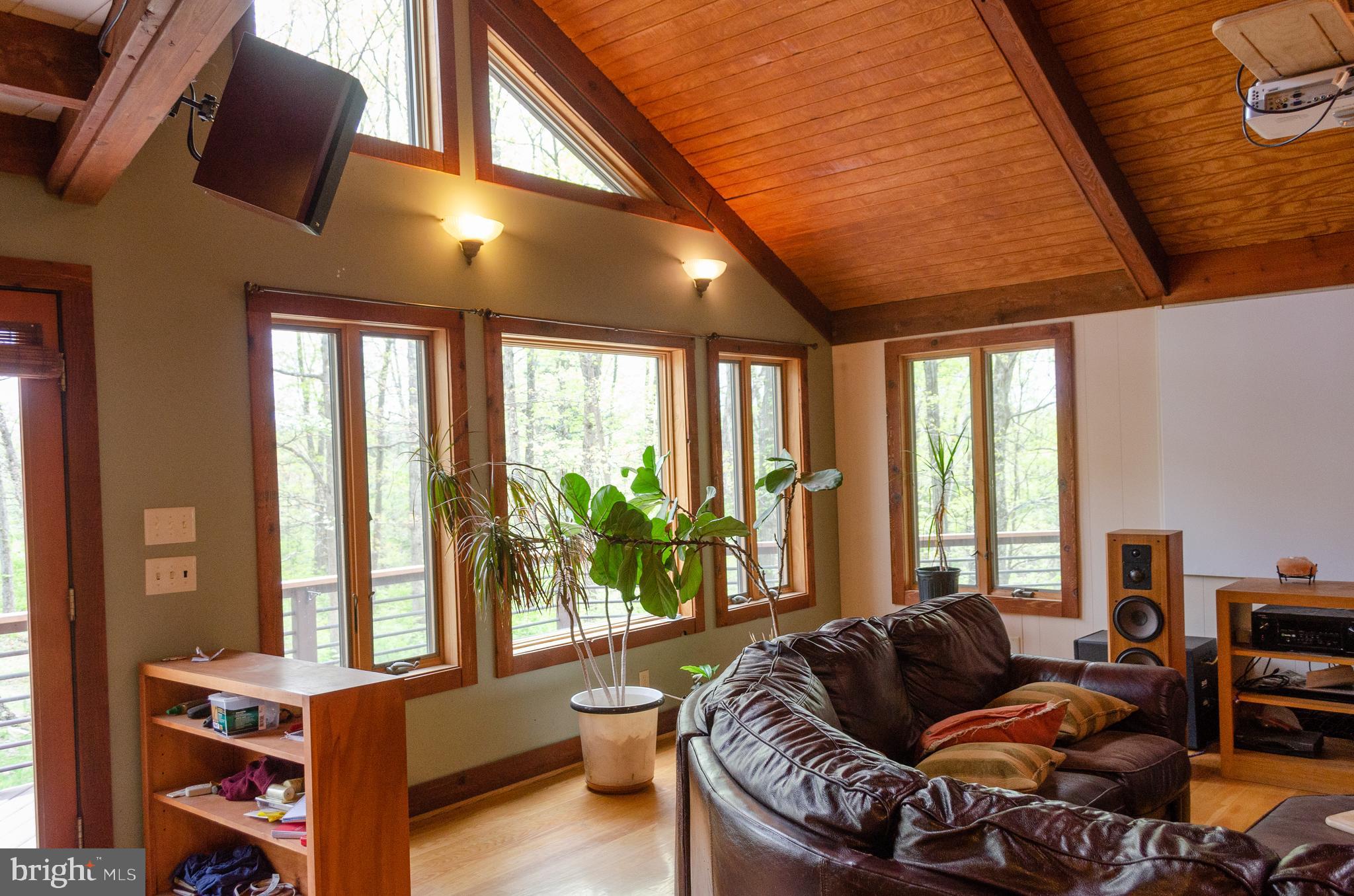 DUNDRIDGE FARM - Residential Lease