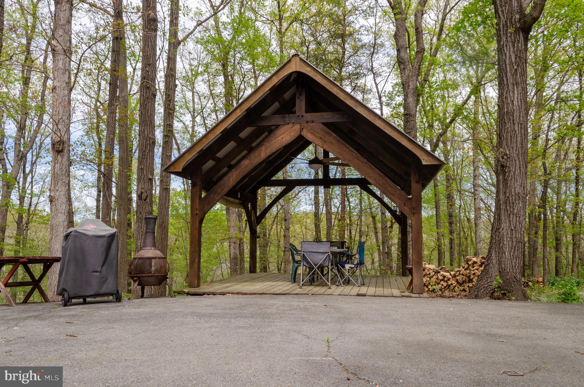 DUNDRIDGE FARM - Residential Lease