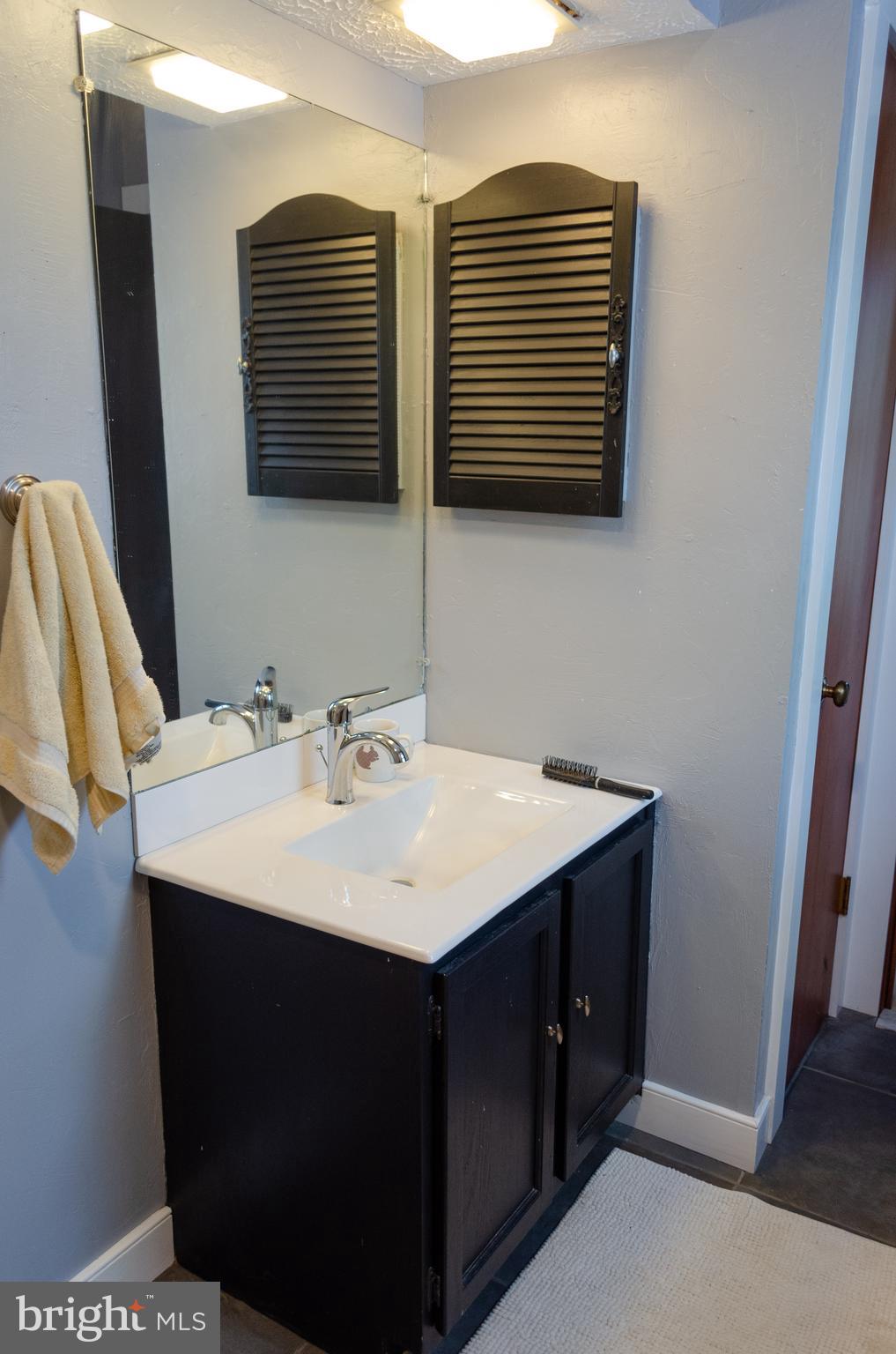 DUNDRIDGE FARM - Residential Lease