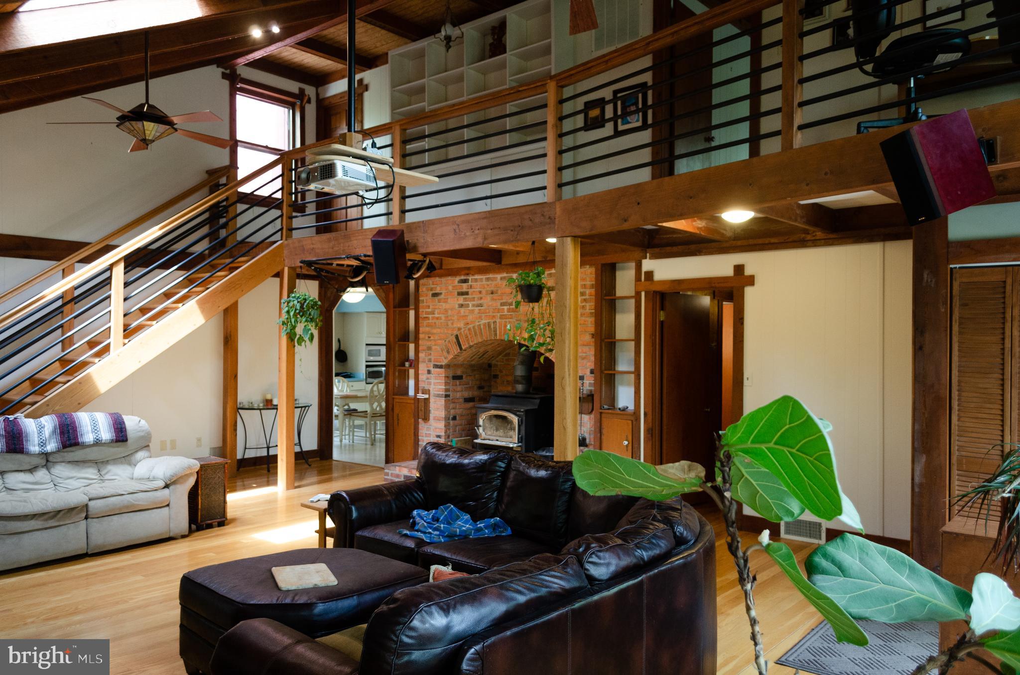 DUNDRIDGE FARM - Residential Lease