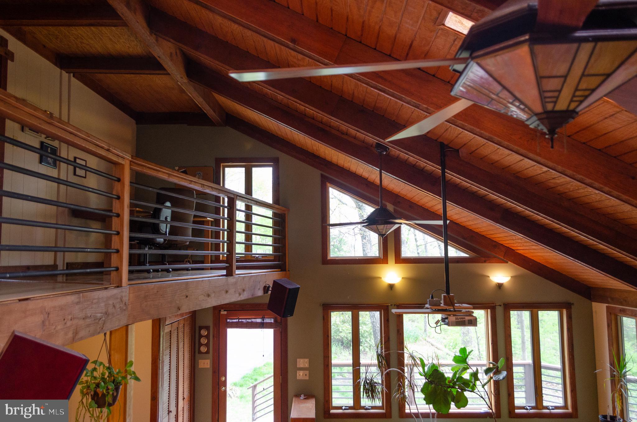 DUNDRIDGE FARM - Residential Lease