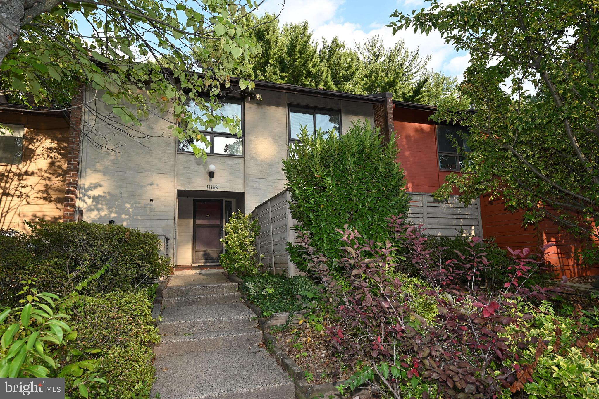 HUNTERS GREEN - Residential Lease