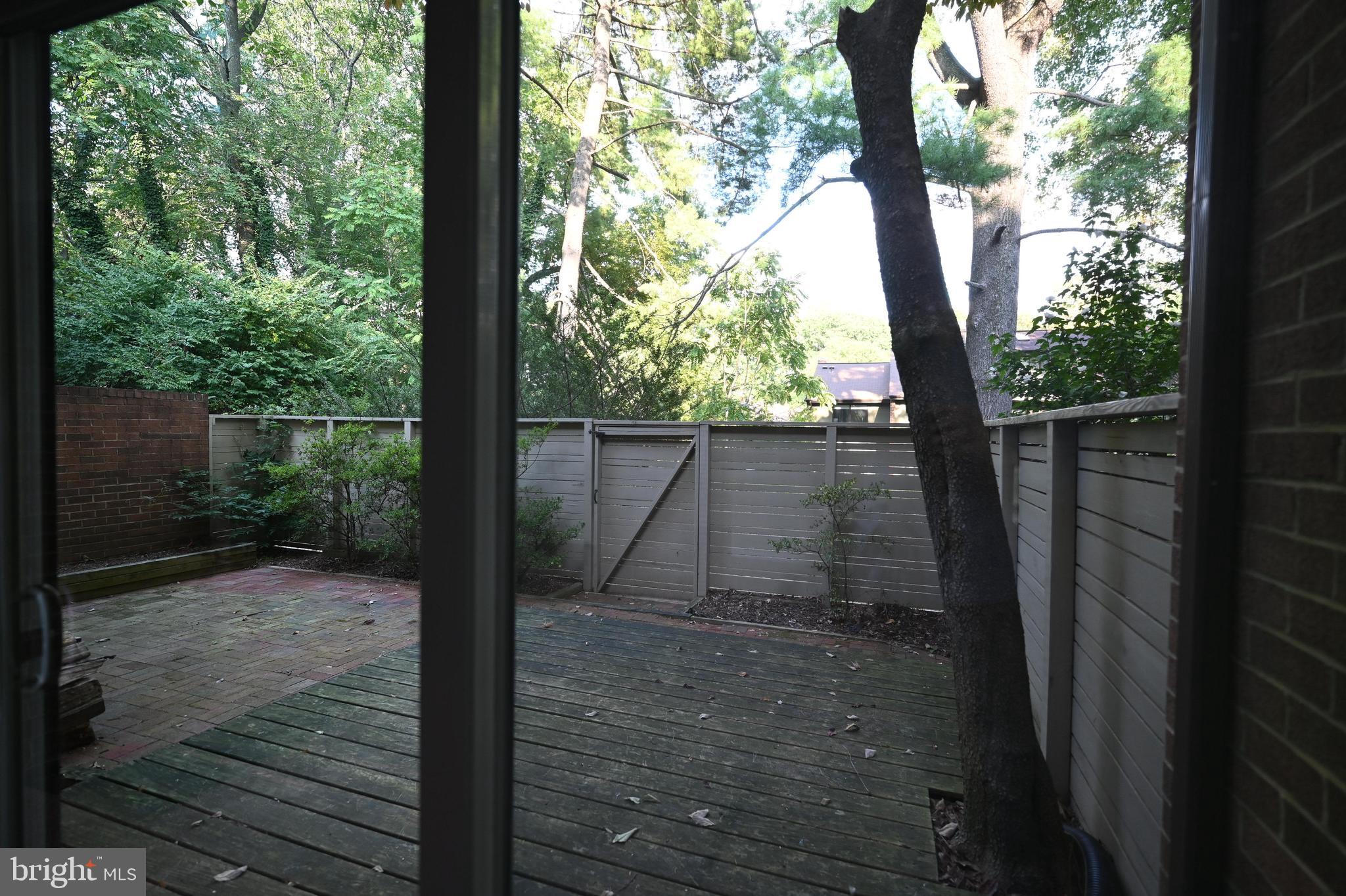 HUNTERS GREEN - Residential Lease