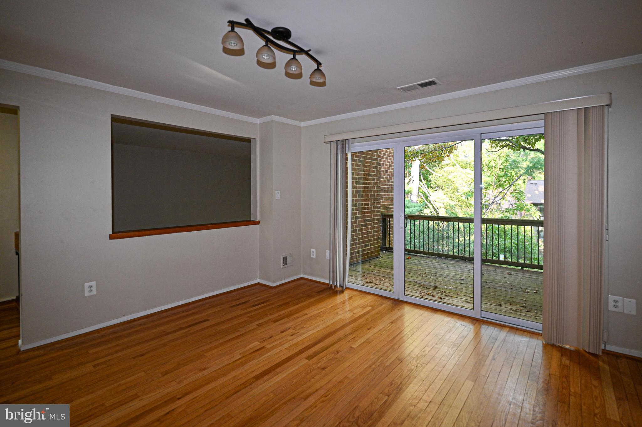 HUNTERS GREEN - Residential Lease