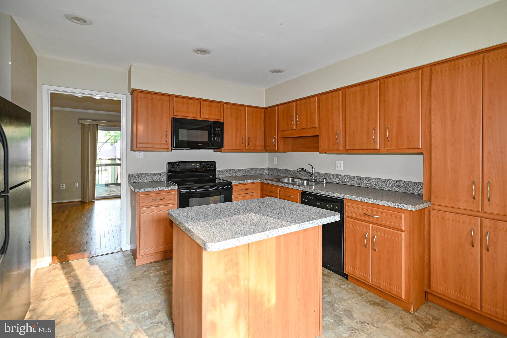 HUNTERS GREEN - Residential Lease