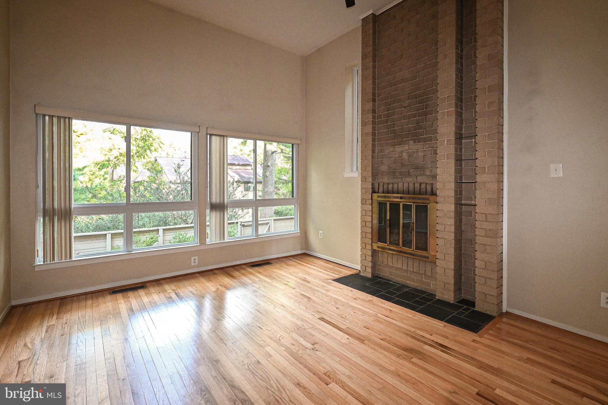 HUNTERS GREEN - Residential Lease