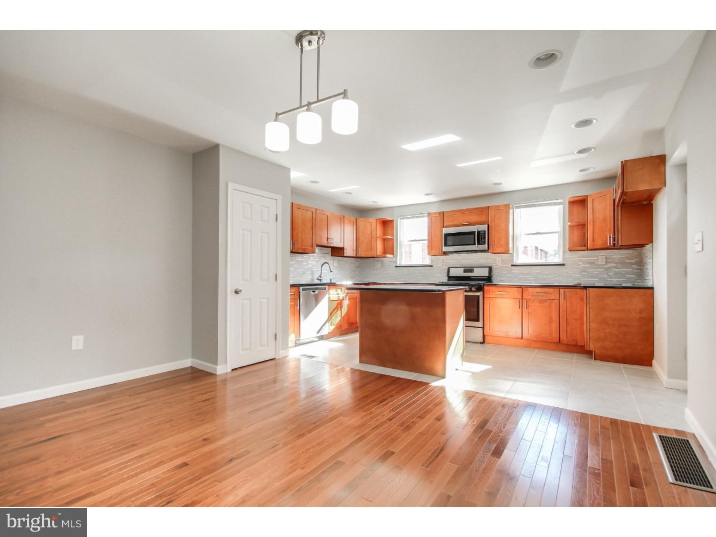 WEST OAK LANE - Residential