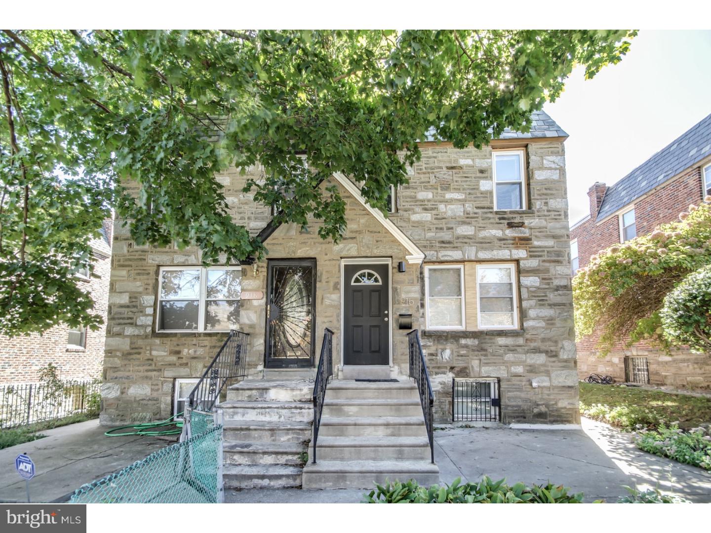 WEST OAK LANE - Residential